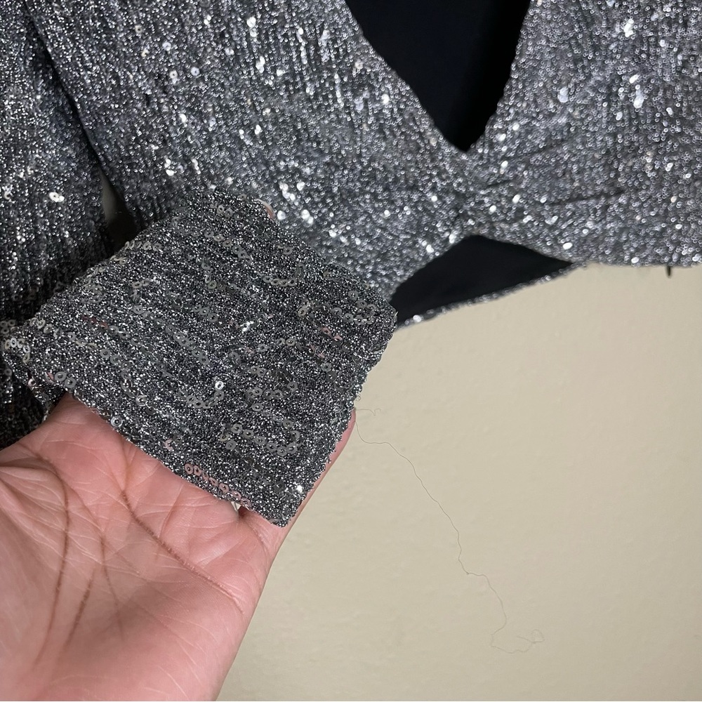 ZARA Silver Sequin Crop Top - Picture 4 of 6